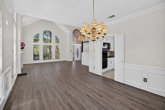 2805 Pine View Drive, Grapevine, TX 76051