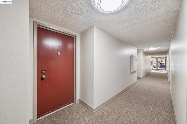 1327 Webster St B104, Alameda, CA 94501