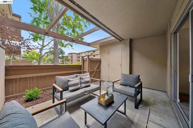 1327 Webster St B104, Alameda, CA 94501