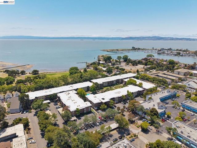 1327 Webster St B104, Alameda, CA 94501