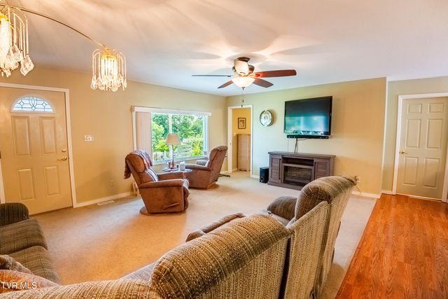137 Snapp Road, Church Hill, TN 37642