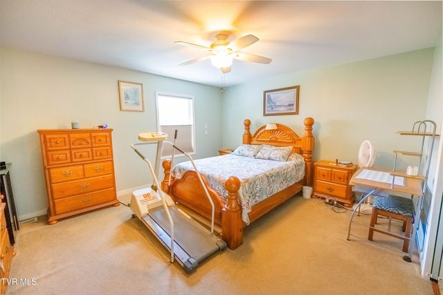 137 Snapp Road, Church Hill, TN 37642