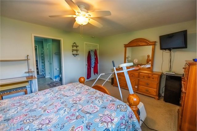 137 Snapp Road, Church Hill, TN 37642