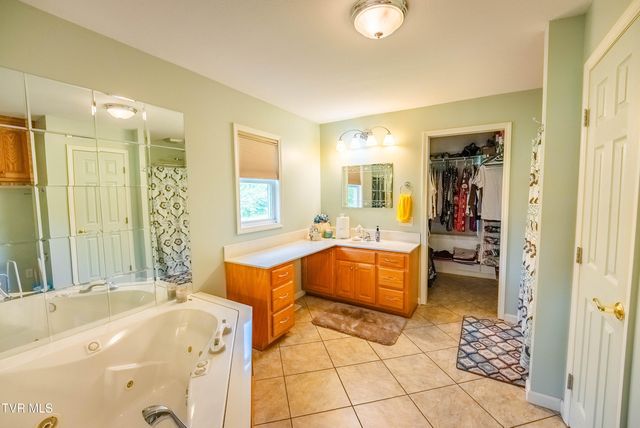 137 Snapp Road, Church Hill, TN 37642