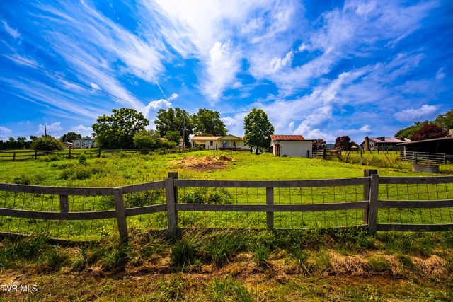 137 Snapp Road, Church Hill, TN 37642