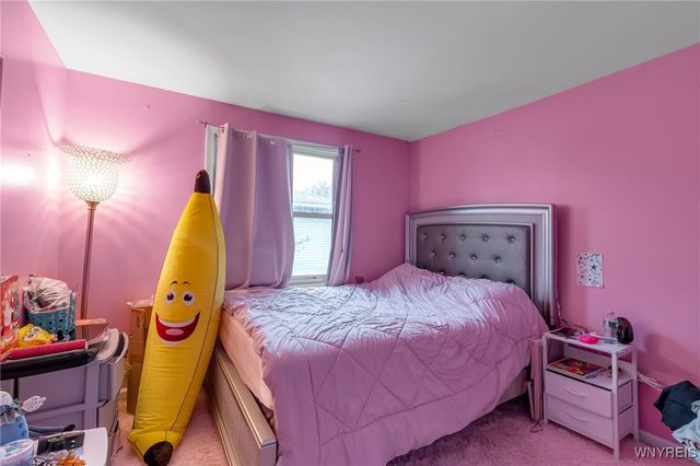 11 Pheasant Run Road, Amherst, NY 14228