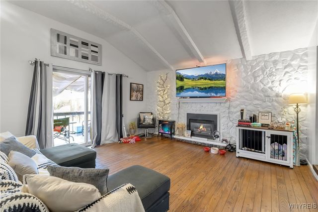 11 Pheasant Run Road, Amherst, NY 14228