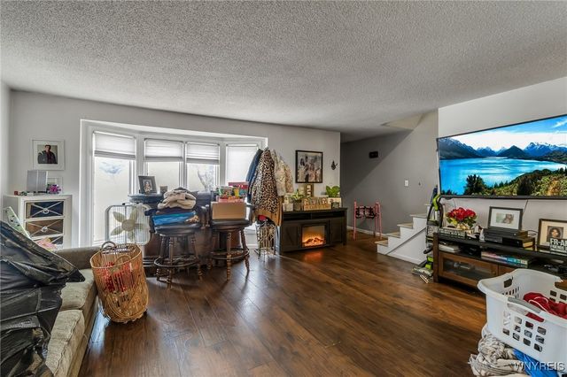 11 Pheasant Run Road, Amherst, NY 14228