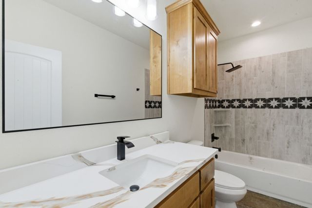 2501 Cowley Road, Whitt, TX 76490