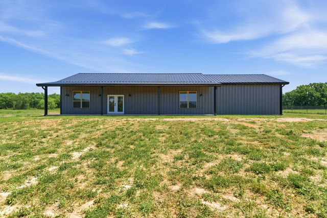 2501 Cowley Road, Whitt, TX 76490