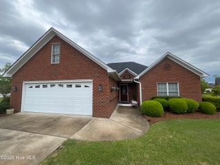 3704 New Castle Court, Winterville, NC 28590