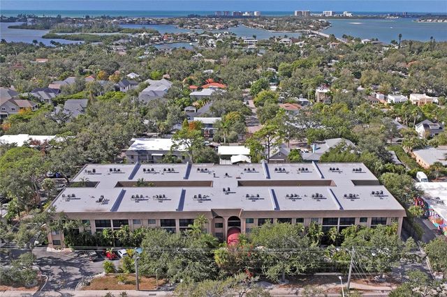 3700 S OSPREY AVENUE 102, Sarasota, FL 34239