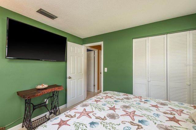 2028 DOUGLAS AVENUE, Dunedin, FL 34698