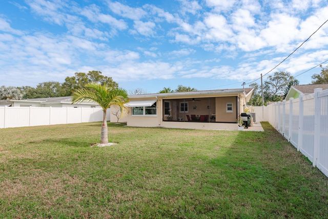 2028 DOUGLAS AVENUE, Dunedin, FL 34698