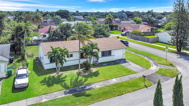 13224 SW 253rd Ter, Homestead, FL 33032