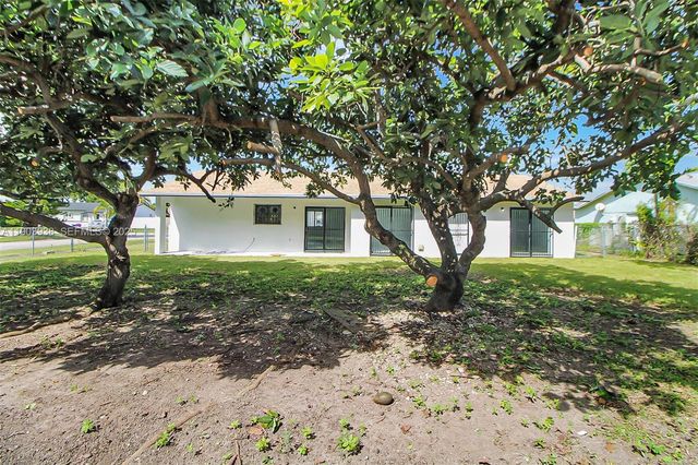 13224 SW 253rd Ter, Homestead, FL 33032