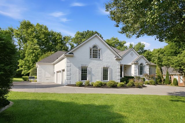 9067 Fallswood Ln, Brentwood, TN 37027