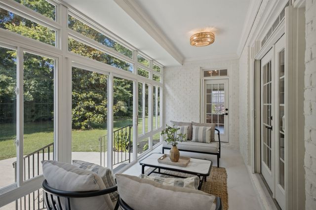 9067 Fallswood Ln, Brentwood, TN 37027