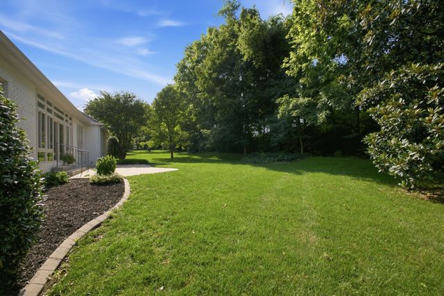 9067 Fallswood Ln, Brentwood, TN 37027
