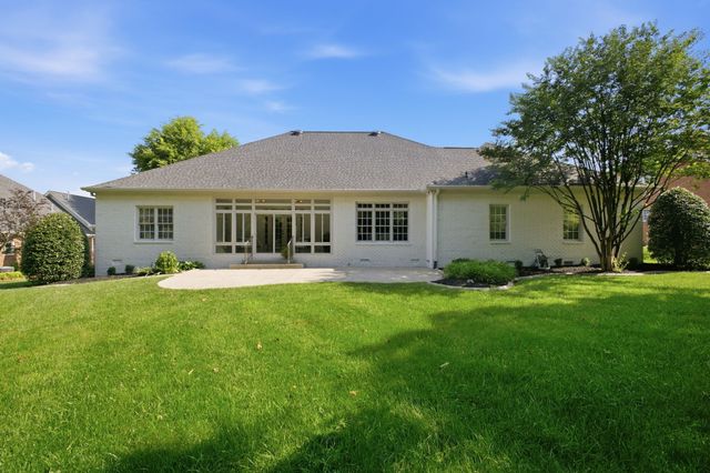 9067 Fallswood Ln, Brentwood, TN 37027