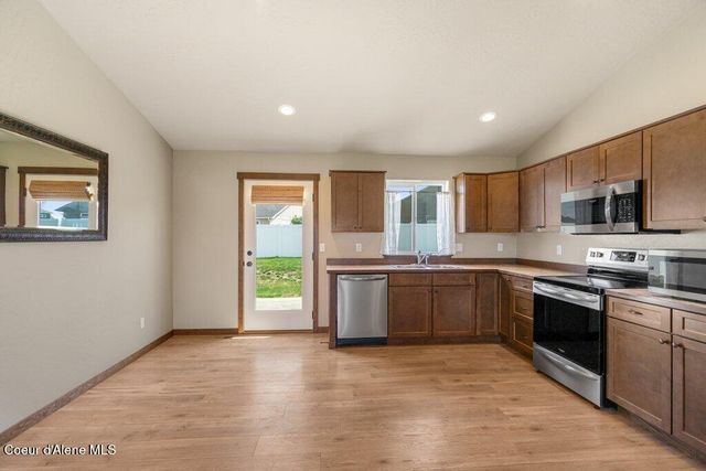12090 N Zorich St, Rathdrum, ID 83858