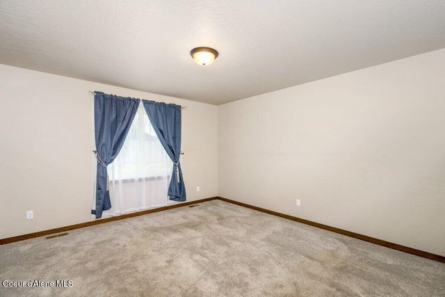 12090 N Zorich St, Rathdrum, ID 83858