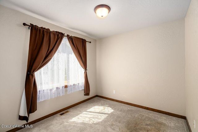 12090 N Zorich St, Rathdrum, ID 83858
