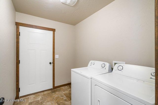 12090 N Zorich St, Rathdrum, ID 83858