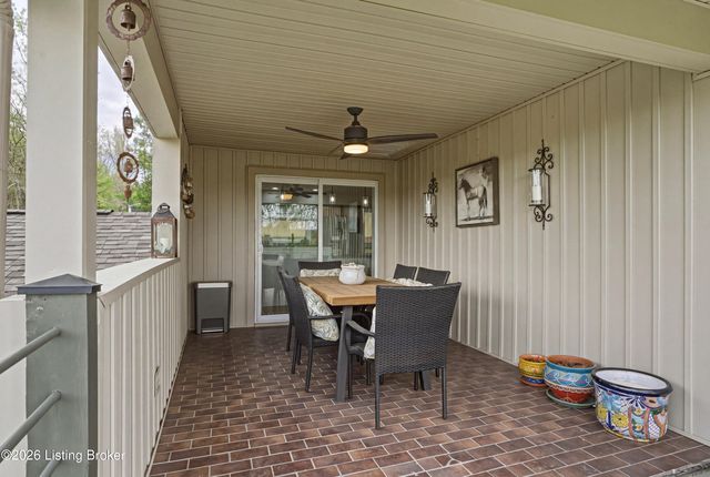 17500 Creek Rock Rd, Fisherville, KY 40023