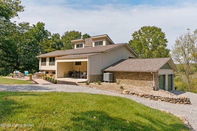 17500 Creek Rock Rd, Fisherville, KY 40023