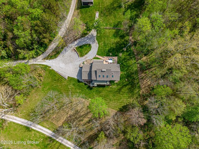17500 Creek Rock Rd, Fisherville, KY 40023