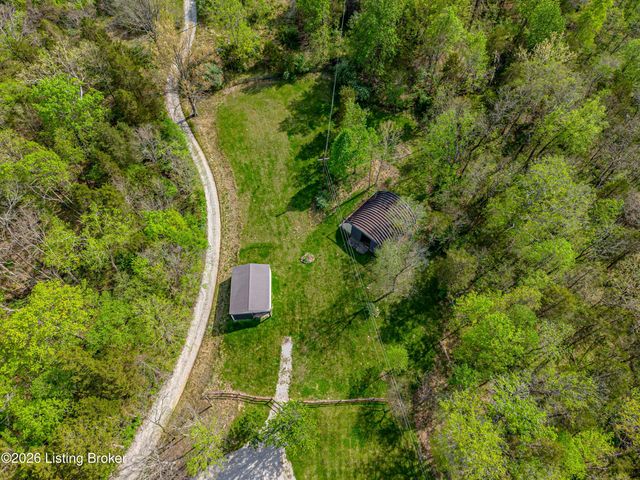 17500 Creek Rock Rd, Fisherville, KY 40023