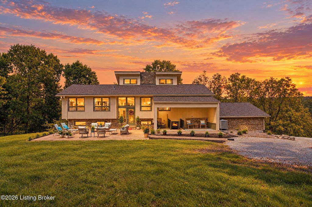 17500 Creek Rock Rd, Fisherville, KY 40023