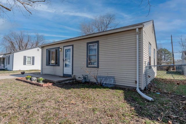 224 N Maynard Ave, Haysville, KS 67060