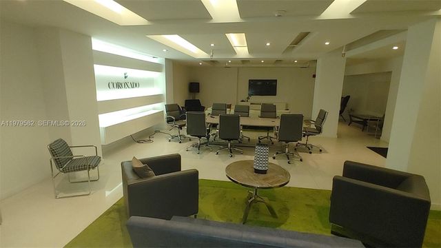 20379 W Country Club Dr 1436, Aventura, FL 33180