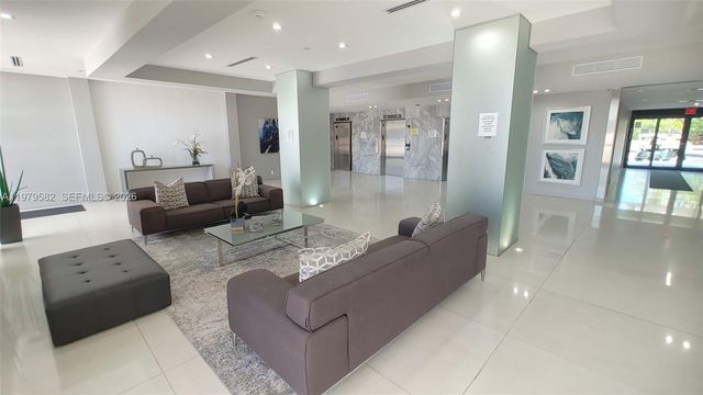 20379 W Country Club Dr 1436, Aventura, FL 33180