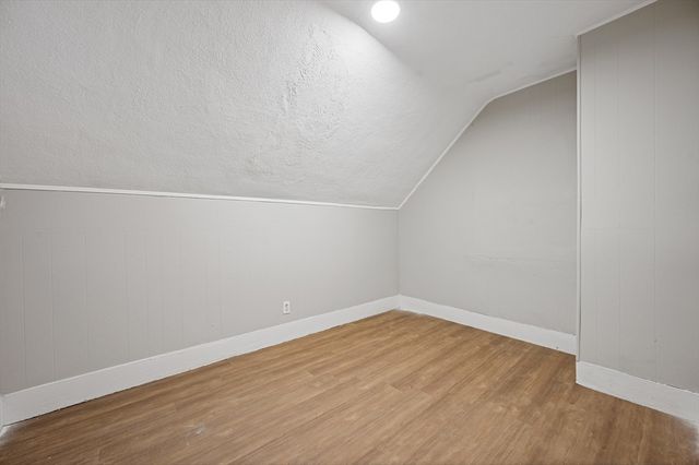 4 Pollard Ave, Lowell, MA 01850