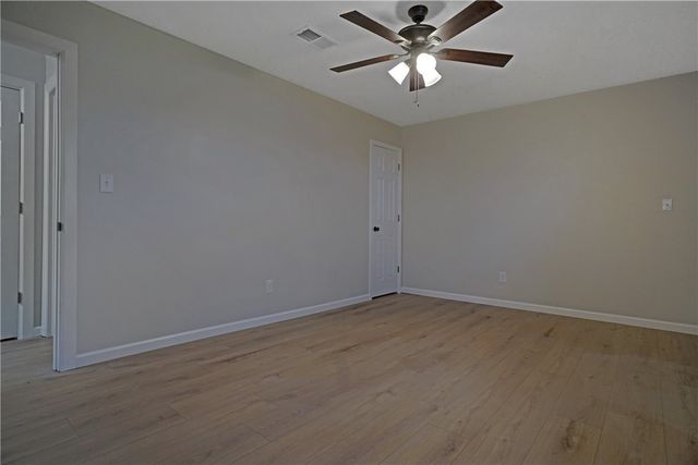 148 Bragg Circle, Russellville, AR 72802