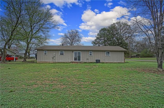 148 Bragg Circle, Russellville, AR 72802