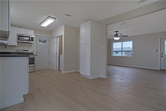 148 Bragg Circle, Russellville, AR 72802