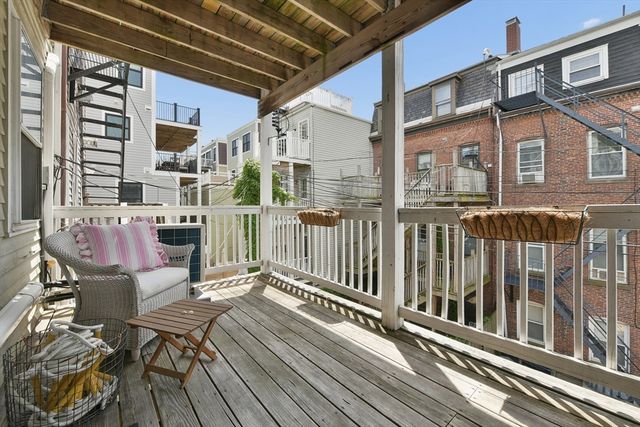 253 Gold St 2, Boston, MA 02127