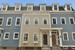 253 Gold St 2, Boston, MA 02127