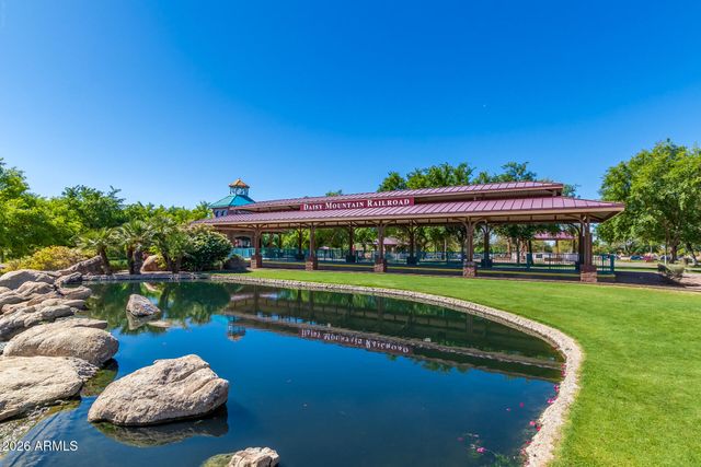 40802 N THUNDER HILLS Court, Phoenix, AZ 85086