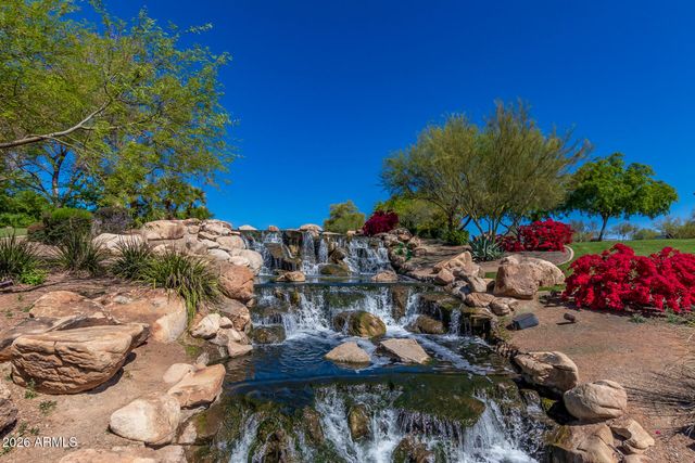 40802 N THUNDER HILLS Court, Phoenix, AZ 85086