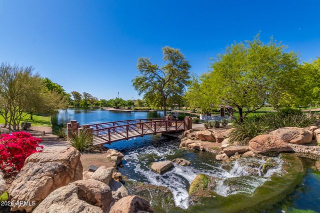 40802 N THUNDER HILLS Court, Phoenix, AZ 85086