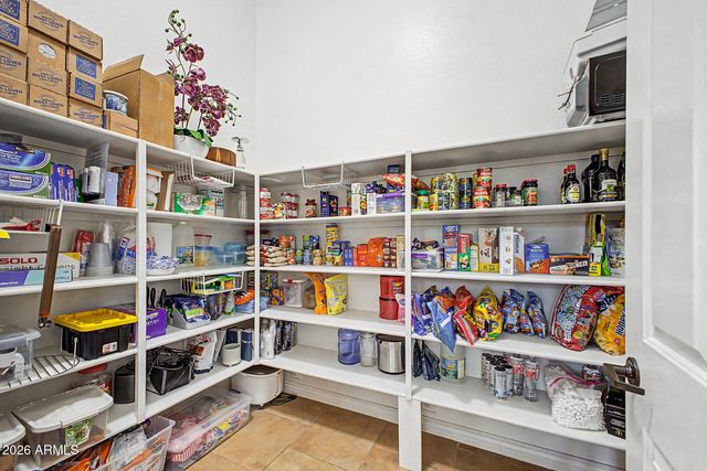 40802 N THUNDER HILLS Court, Phoenix, AZ 85086