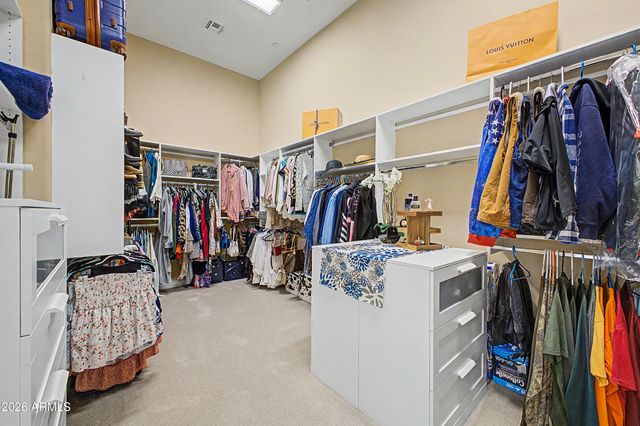 40802 N THUNDER HILLS Court, Phoenix, AZ 85086