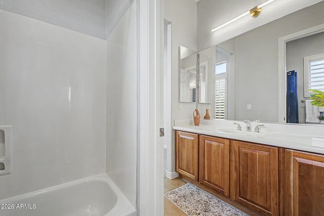 40802 N THUNDER HILLS Court, Phoenix, AZ 85086