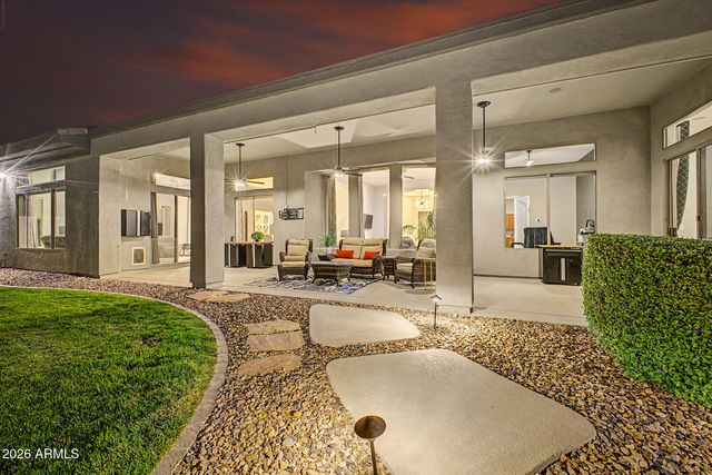 40802 N THUNDER HILLS Court, Phoenix, AZ 85086