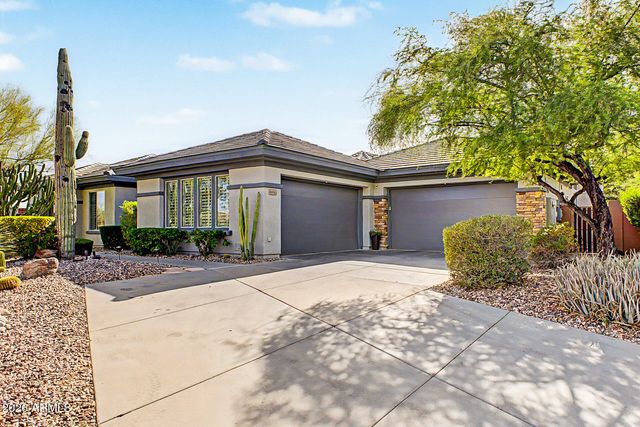 40802 N THUNDER HILLS Court, Phoenix, AZ 85086